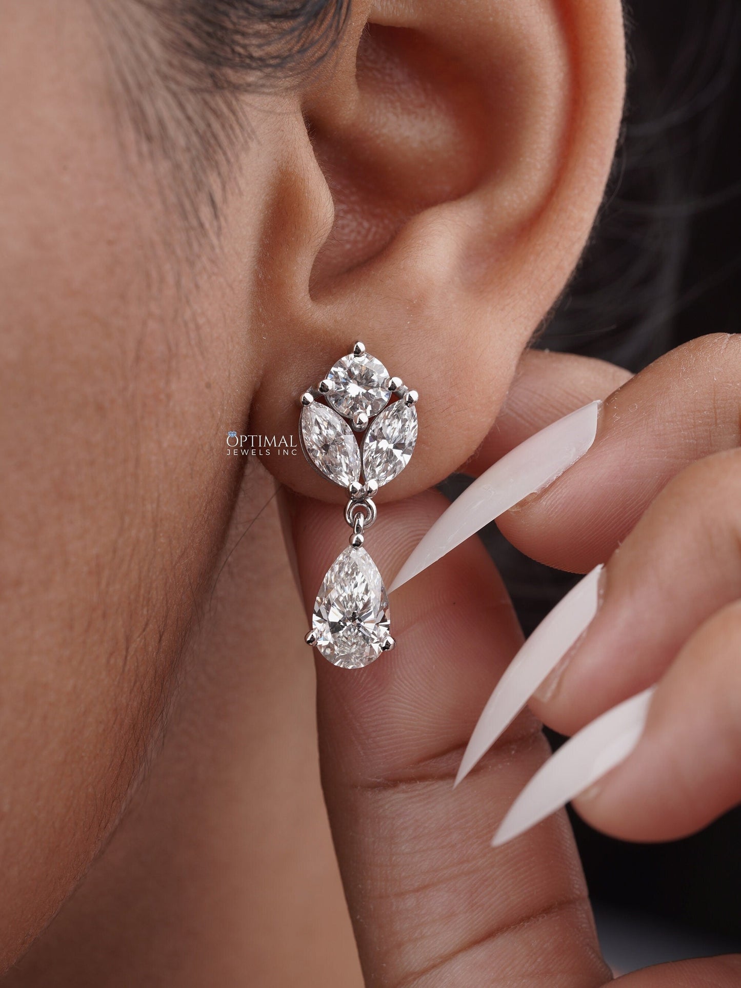 Elegant Multi Lab Grown Diamond Earring 5.00 Ctw Pear, Round And